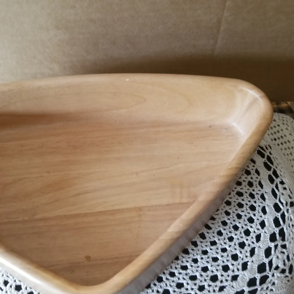 EUC Crate & Barrel dish